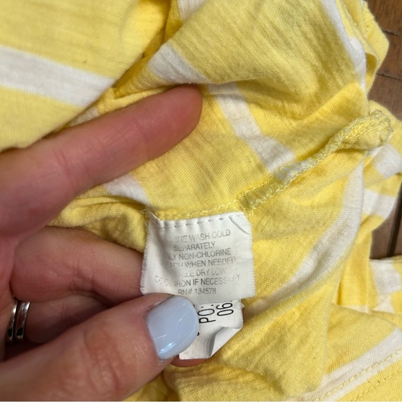 Vineyard Vines Yellow and White Stripe 3/4 Length Sleeve T-Shirt, Size Small - Picture 7 of 7